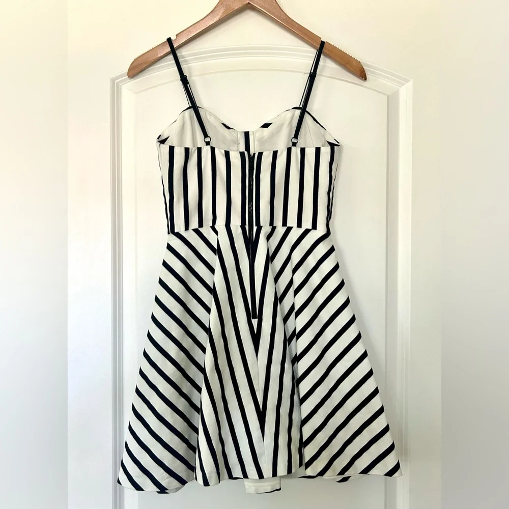 Alice + Olivia “Nella” Monochrome Black and White Striped Mini Dress- Sz 0 - Picture 5 of 12